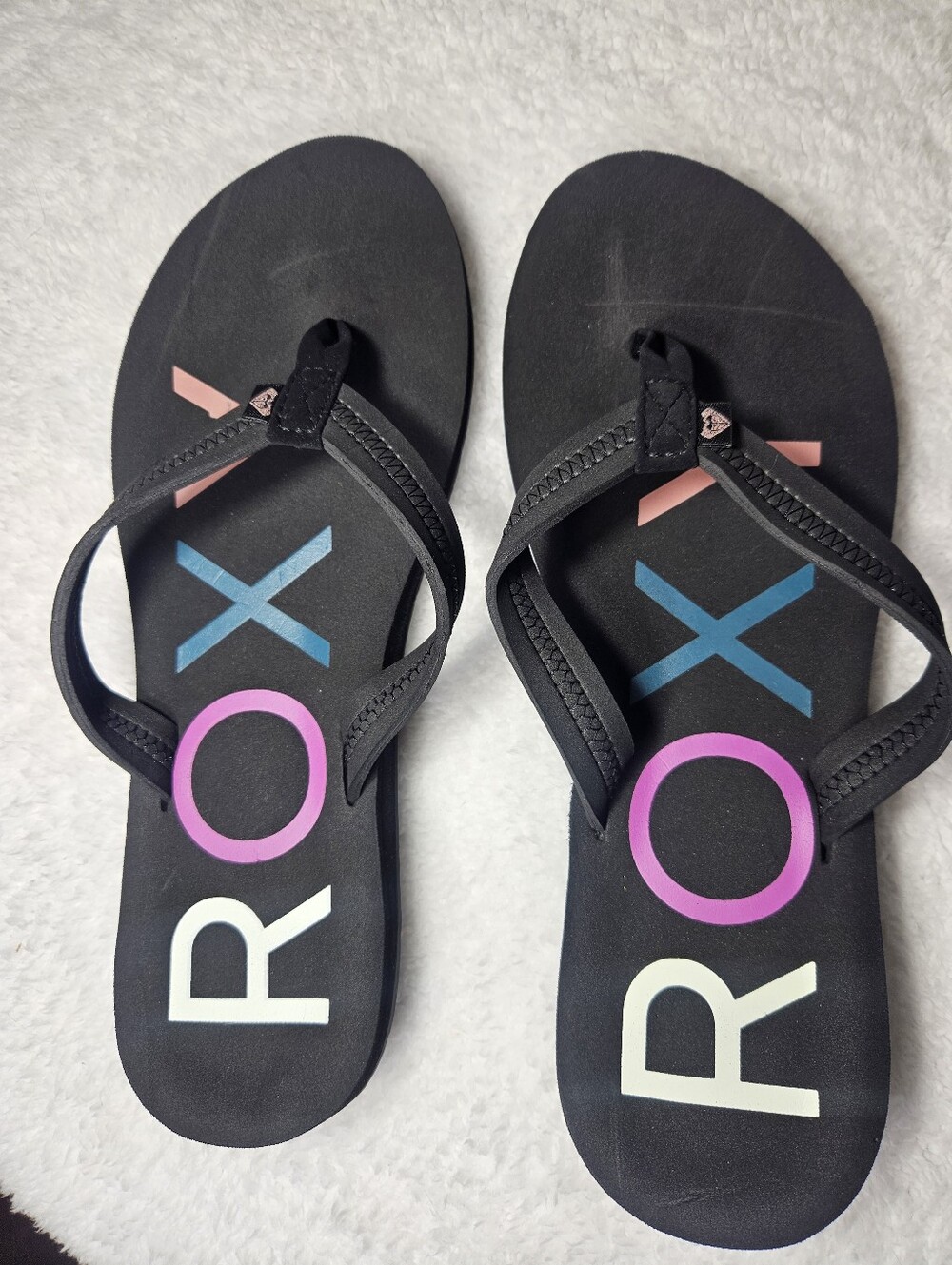 Roxy  Vista III  Flip Flops with Pink, Blue, and White Logo